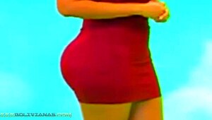 la belle femme aux gros seins ravit toute la france avec son sex-appeal irresistible