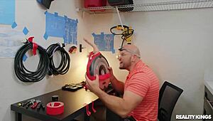 alex mack pounds luna star's big booty pussy doggystyle and missionary deep