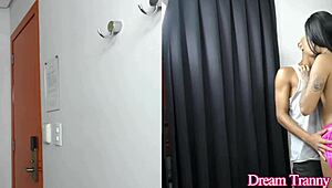 Tranny Bruna Aylla Barebacks Boy Toy Ass