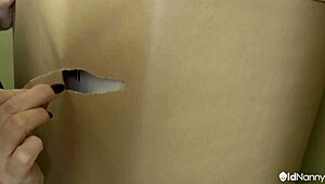 Mature lacey starr explores her new lifelike companion oldnanny