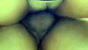 Japinha Safada Quica Buceta Molhada No Pau Duro Do Enteado Virgem Cowgirl.