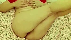 damn stepmom's swollen latina pussy looks ready for deep toy play