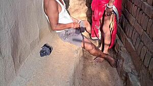 इंडियन सौतेली बहन बॉयफ्रेंड से चुपके मोटे लंड की टाइट चुदाई के लिए भागी