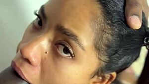 सौतेली बहन स्टेपब्रो के मॉन्स्टर लंड की डिमांड कर रफ चुदाई मांग रही