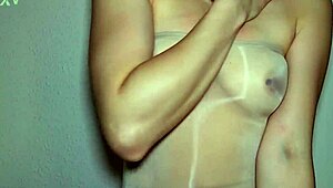 Big Boobs Mature Housewife In Pantyhose Teases Hairy Pussy With Huge Cumshot Close-Up