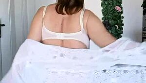 Busty Granny Delights In Dance Wearing Sexy Lingerie Moves