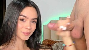 Linda colombiana model loves cock in her tight wet pussy.