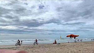 hey people watching on the beach but i'm cumming on this big cock again 😏