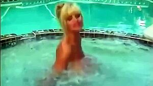 whoa these big jumping tits are bouncing like crazy making me wanna grab em