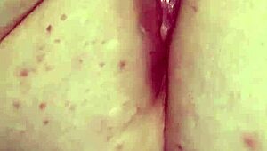 playing with my juicy pussy lips before work 😏💦