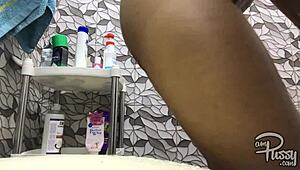 WONDERING HOW FILIPINA GIRLS SHAVE CLOSE-UP PUSSIES!