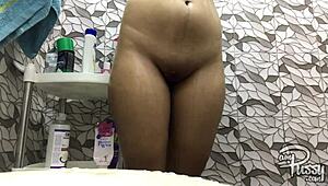 WONDERING HOW FILIPINA GIRLS SHAVE CLOSE-UP PUSSIES!