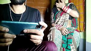 हॉर्नी लैंडलेडी को इम्प्रेस कर डॉगीस्टाइल में जोरदार चोदा