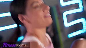 Big titted latina sweats it out in fitness rooms gym