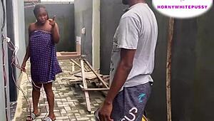 वाह बेब वो मोटे लंड पर सवार होकर जोरदार कराह रही 😍 बिना सेंसर रेड वर्शन!