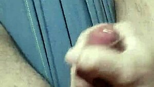 i'm cumming so hard right now it feels amazing all over