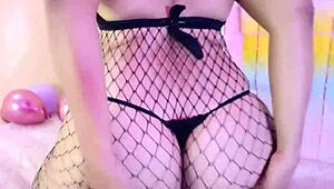 juicy latina gina surprises with big ass in tight leggings fuck