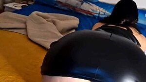 wanna see me dress sexy for hermanastro's creamy fuck?