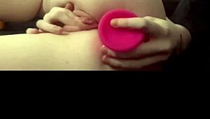 omg this slutty british gf is so horny 😈 wanna see her experience? 🔥