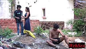 देसी लड़की प्रेमी से मिली रोमांटिक आउटडोर चुदाई के लिए 😍💋