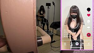 【個人撮影】tiktok巨乳コスプレbunnyに凸って頭掴みイラマチオ口内射精🔥🐰💦