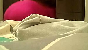 hidden cam catches horny argentinian stepsis flashing her perfect pink pussy upskirt 😈👀