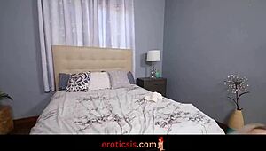 omg petite stepsis aria banks secret job! 😈🍑