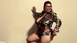 Fingers Deep In Wet Pussy Masturbation Closeup Dripping