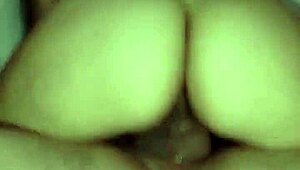 damn latina babe rides that huge cock reverse cowgirl 😍 creampie incoming!