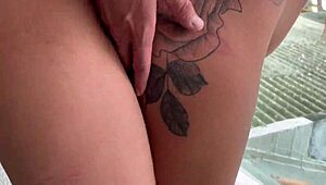 fudendo a novinha virgem no pelo ate sangrar com creampie total