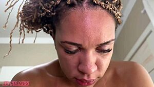 omg i couldn't resist 😩 sat on masseur's dick and came hard on his rola 💦🤤