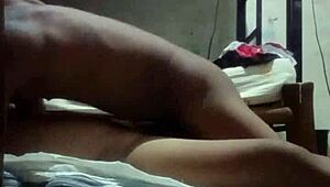 बेडरूम मसाज में एशियन बड़ी गांड वाली का पैशनेट क्रीमपाई क्विकी