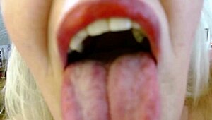 uhh hard r fantasy fer daniel from me this pawg dawnskye filthy mouth talkin dirty