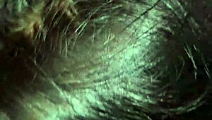 i'm dying to lick her milf pussy and taste that juice!