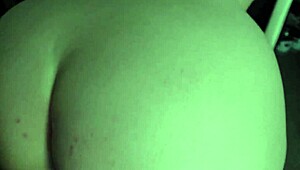 Blonde gamer slut begs muscular bbc bodybuilder to creampie her then cum on feet