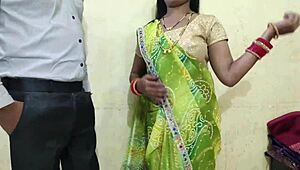 सौतेला बाप अंधेरे में लड़की को बीवी समझकर क्रीमपाई चोदता है