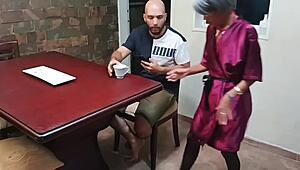 घर अकेले सौतेले भाई बहन कपड़े फाड़ वाइल्ड क्रीमपाई चुदाई