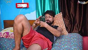 देसी भाभी देवर से जोरदार पेलिंग लेती गंदी चुदाई में