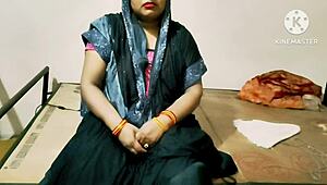 देसी मम्मी पड़ोसन डर्टी चैट करते टीन लड़कों के लंड हार्डकोर रफ डॉगी में चोदती