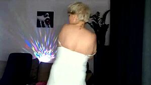 Aimee the hot milf slut wife flashes her shaved big pussy lips while masturbating with dildo and screaming